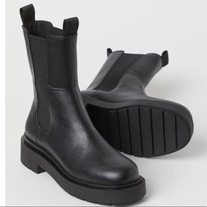 H&M Black Chelsea Boots
